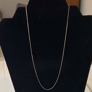 Vintage 14k gold 18” Serpentine Necklace